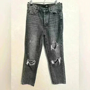 BDG by Urban Outfitters Slim Straight Destroyed Jeans in Black Size 27